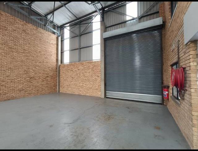 INDUSTRIAL PROPERTY TO RENT IN LASER PARK